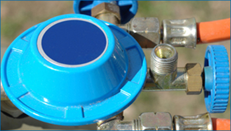 Gas cylinder fitting service